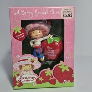 Vintage Strawberry Shortcake 2003 Ornament "A Berry Special Christmas" Scented
